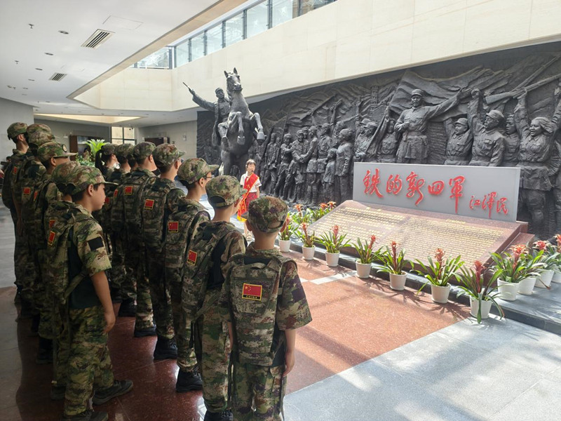 「小鐵軍」紅色講解員成風景線 皖徽州區暑假研學遊「熱」力足