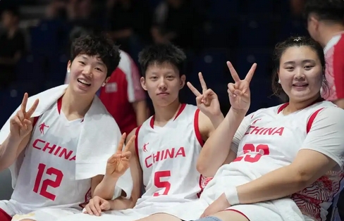 大運會：中國女籃逆轉擊敗日本 晉級四強 