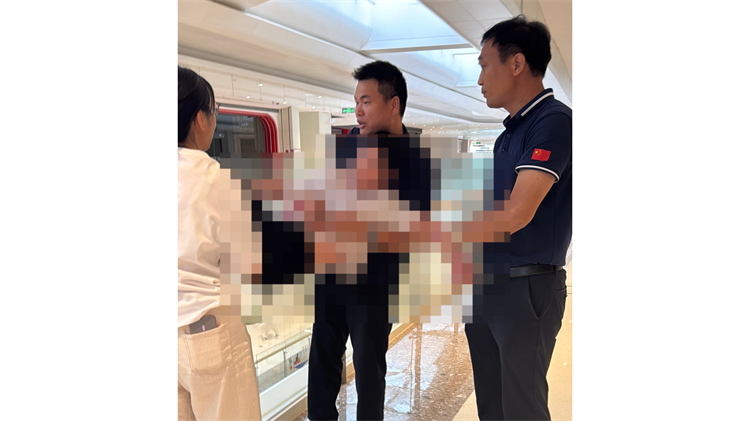 生死瞬間！深圳兩名退役軍人挺身救回輕生女子