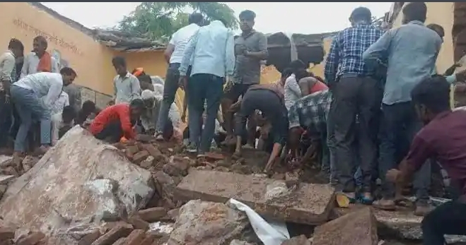 印度一校舍坍塌致至少4名學生死亡 