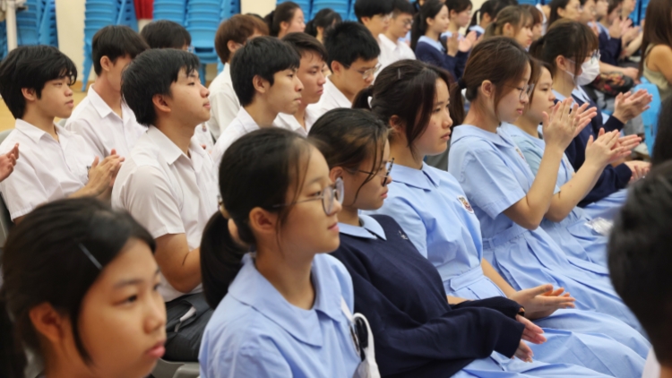 香港新方向歡迎政府修訂資助專上課程學額和資助申請資格