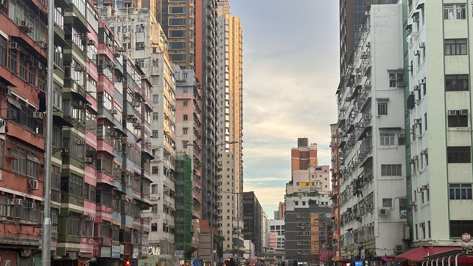 【來論】從「三無大廈」到「聯廈聯管」——樓齡漸高風險增 制度漸健守安全
