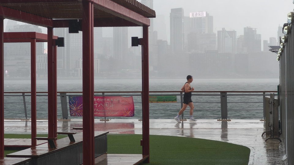 天文台改發黃色暴雨警告信號