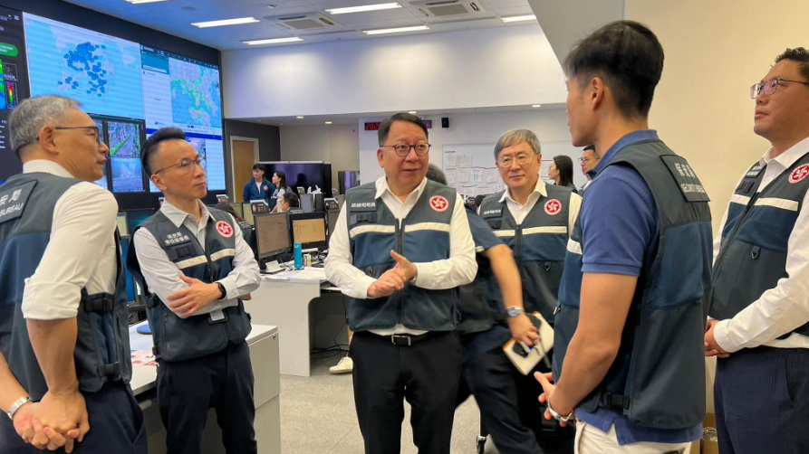 陳國基：黑雨持續 市民須保持警惕