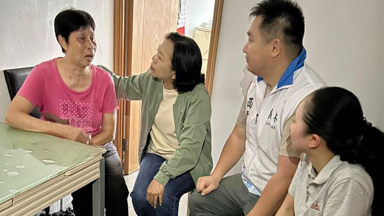 黑雨襲港民政團隊不停步 全力支援受影響居民