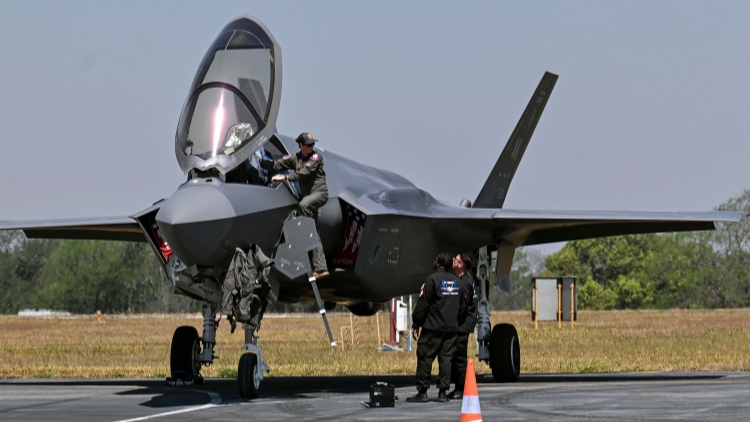 西媒：西班牙放棄購買美國F-35戰機 海軍或無可用固定翼飛機