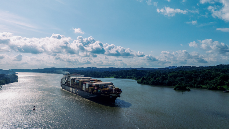 巴拿馬運河兩新港口建設及營運 傳明年首季招標