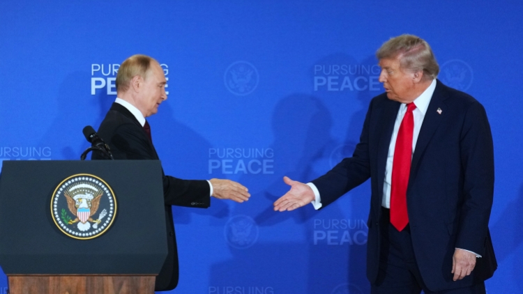 特朗普稱已與普京就領土交換達成共識：烏克蘭必須同意這個方案