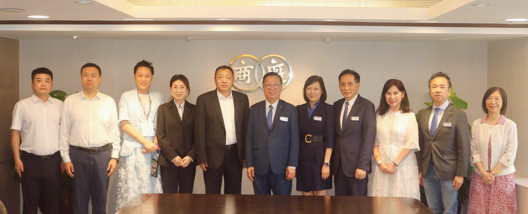 黑龍江省商務廳「展外」 發力深化龍港經貿合作新征程