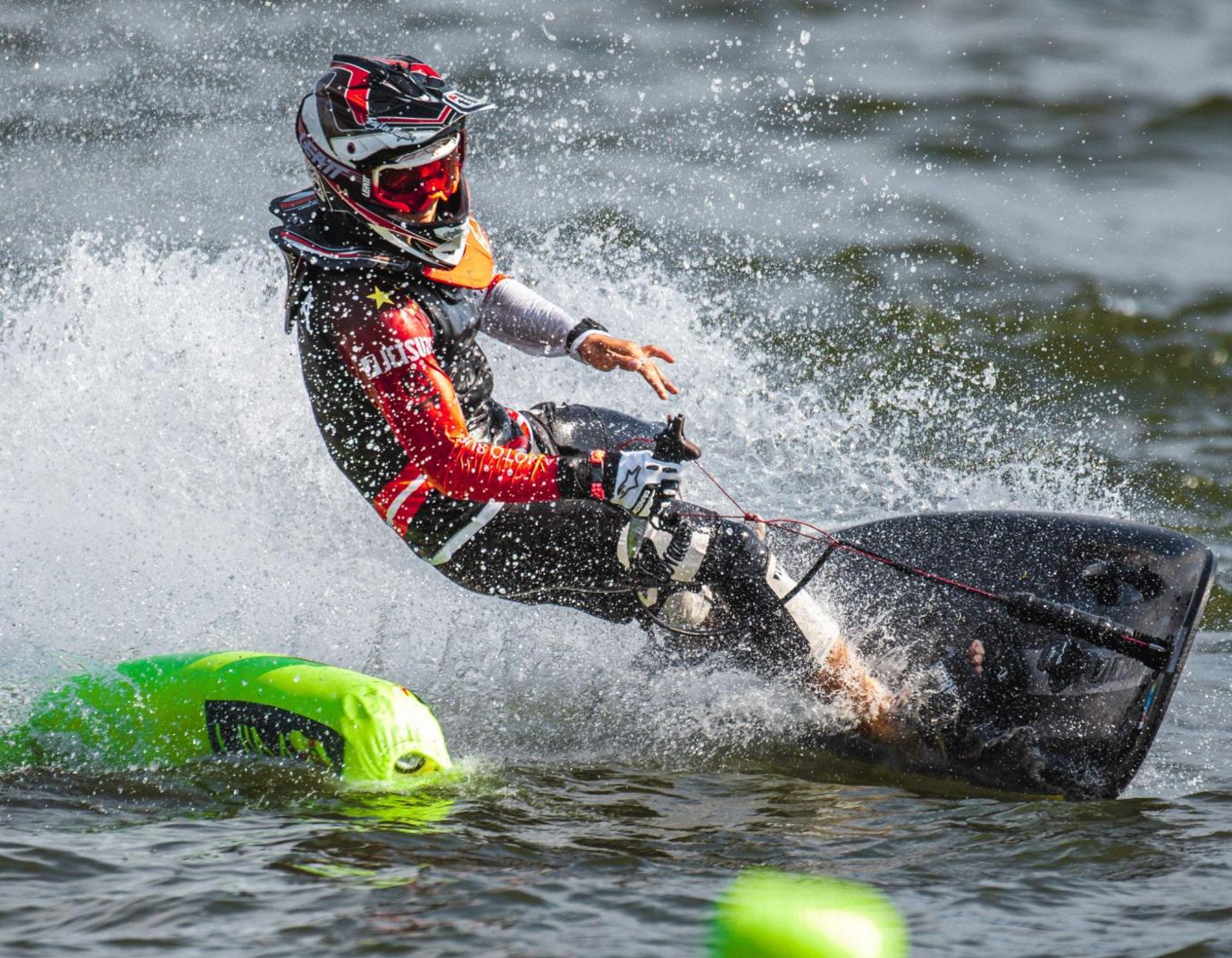 成都世運會動力衝浪板首秀：中國隊斬獲2銀1銅