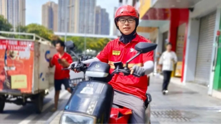 京東稱已為15萬外賣全職騎手繳納五險一金 籲各平台「履行義務」