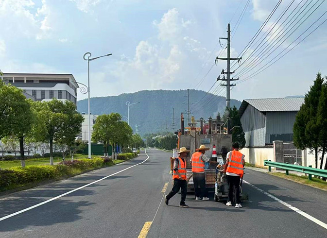 皖黟縣公路：快速響應  築牢出行安全防線