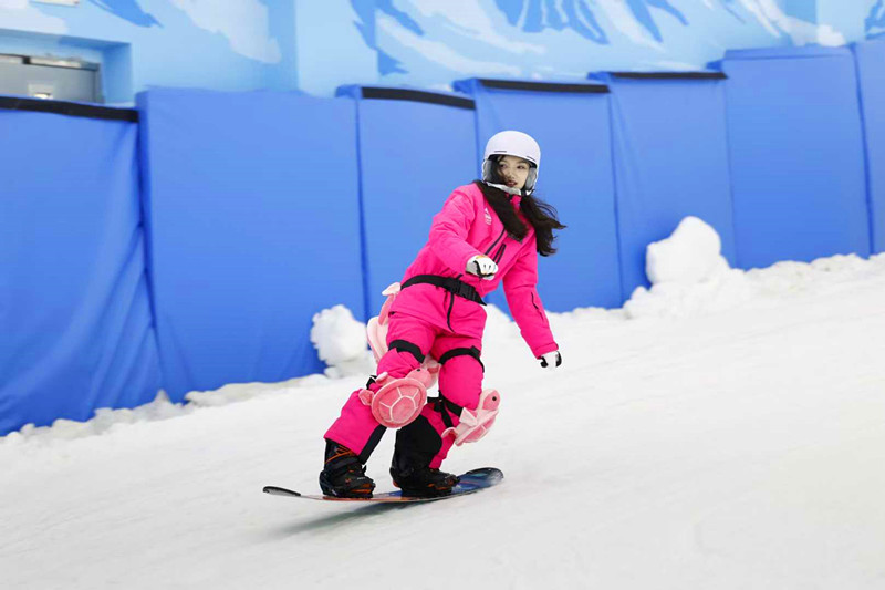 有片|新安江畔享清涼  皖歙縣九龍潭冰雪世界歡迎您