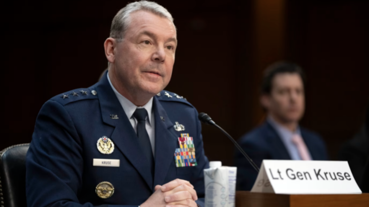 美國國防情報局局長被解職 特朗普的報復？