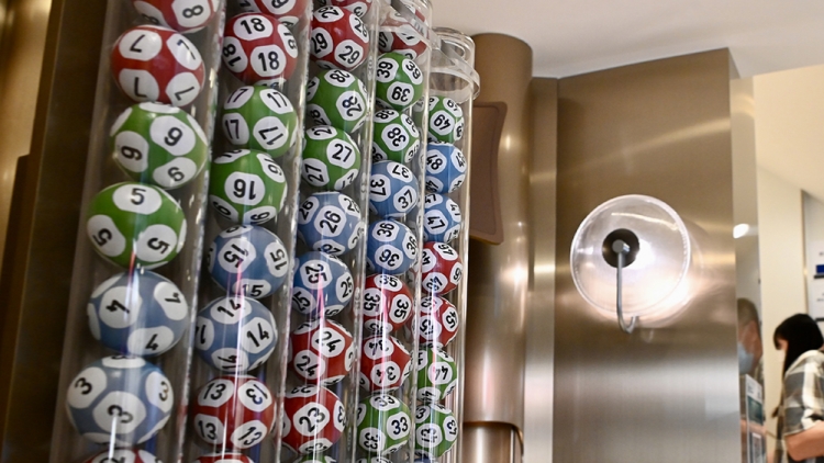 今晚第094期六合彩頭獎無人中 下期多寶2059萬元