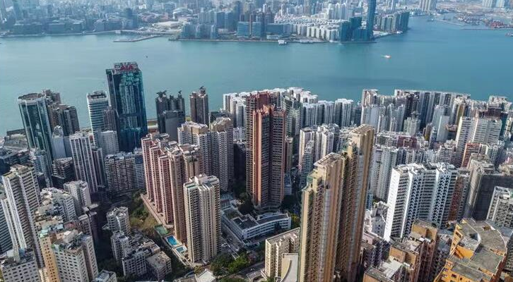 【港樓】8月整體買賣回落1成至6462宗 今年5月後新低