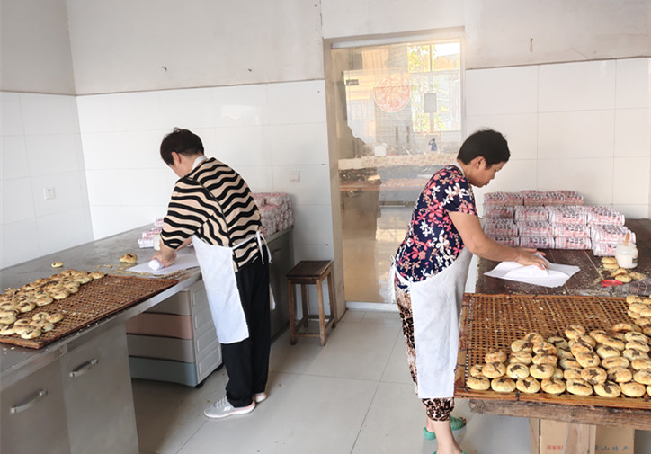 皖休寧縣：祖傳技藝加持 榆村月餅「出山」
