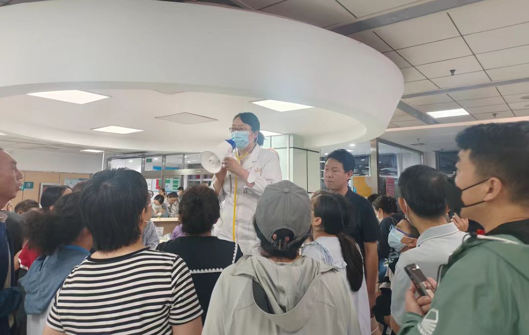 山西太原：「雷暴哮喘」來襲，醫護緊急救治零滯留