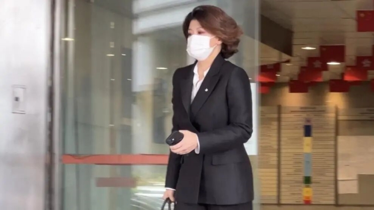 前港姐豪門惡夢 遭丈夫刀架頸恐嚇：「我要殺了你」