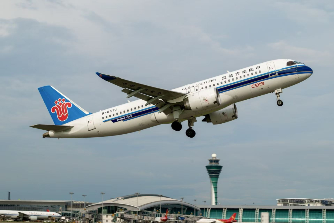 國慶中秋南航集團計劃執行航班4.8萬班次