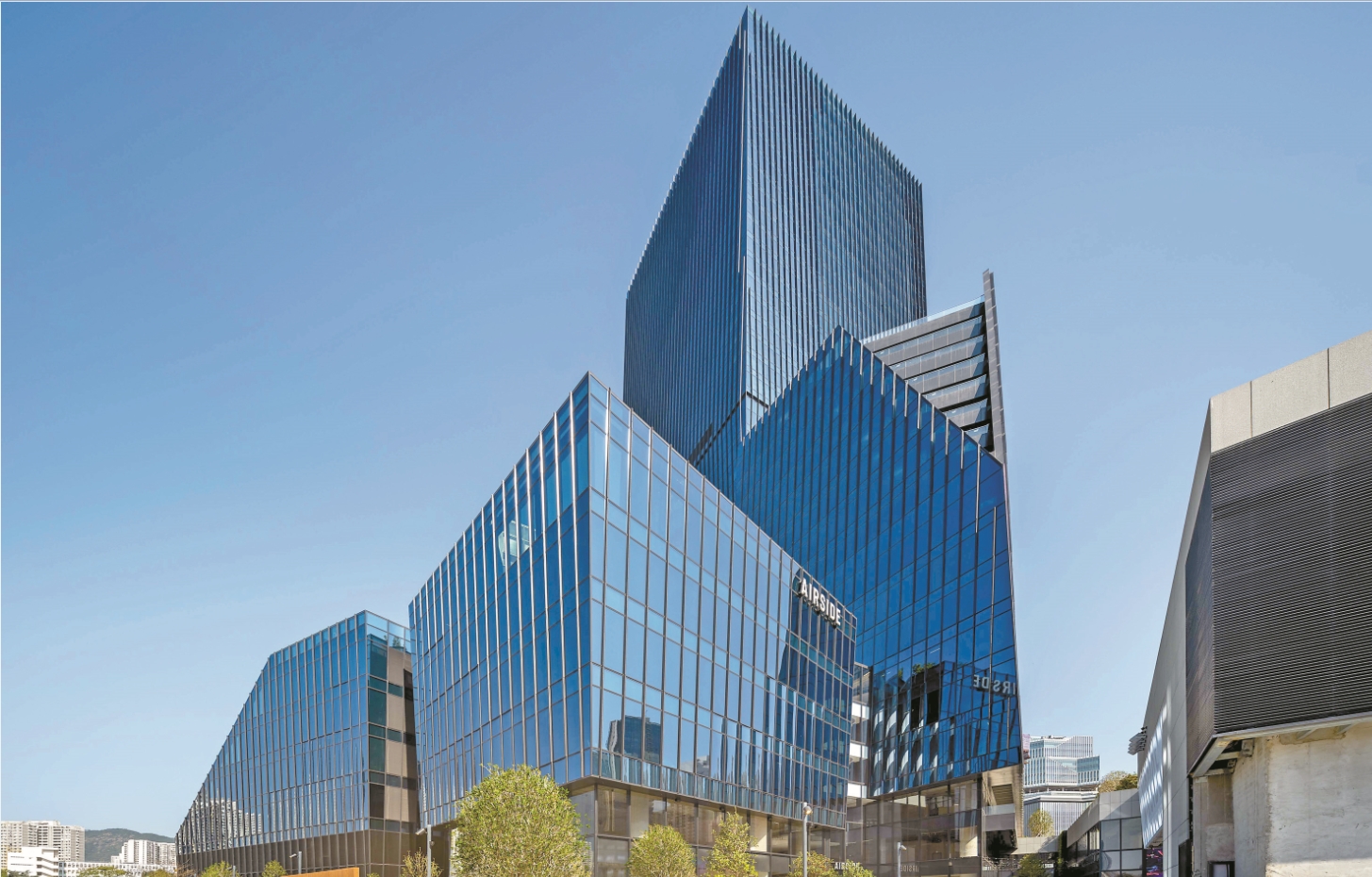 【港樓】利嘉閣﹕工商舖9月買賣348宗   按月漲近10%