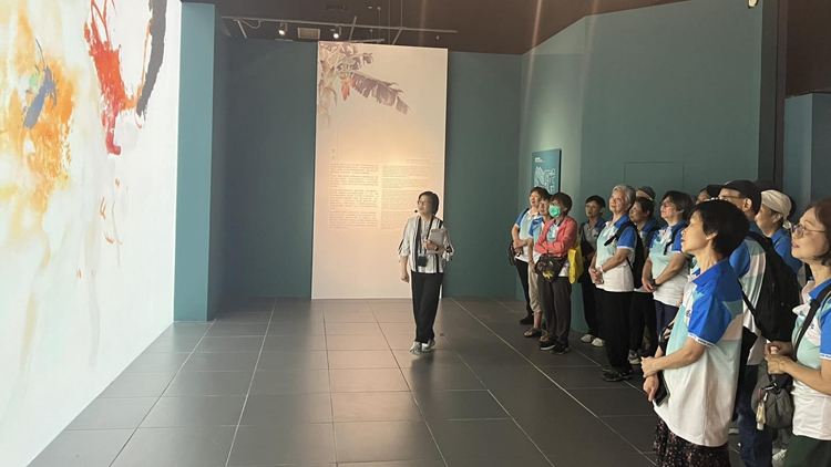 中區耆樂警訊會參觀趙少昂誕辰一百二十周年紀念展