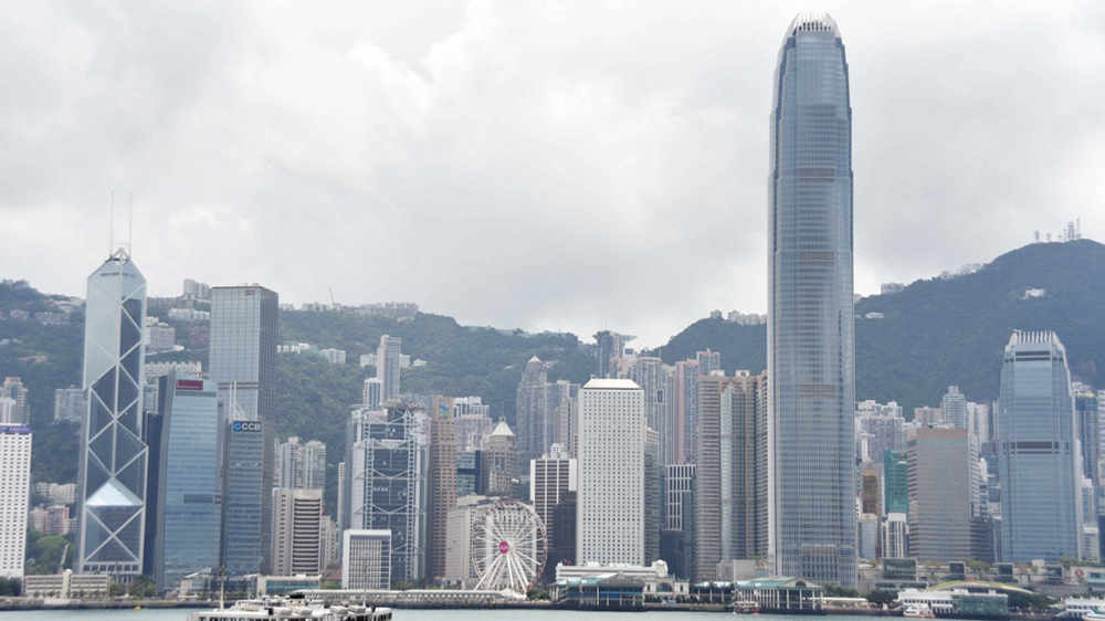 2024年港上市公司31董事薪酬逾1億 JS環球兩董事合共逾7.78億