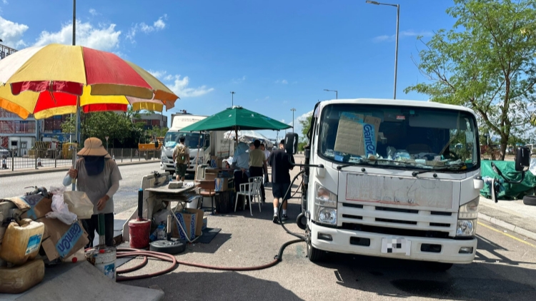 警方打擊非法加油站 拘兩人檢9600公升柴油