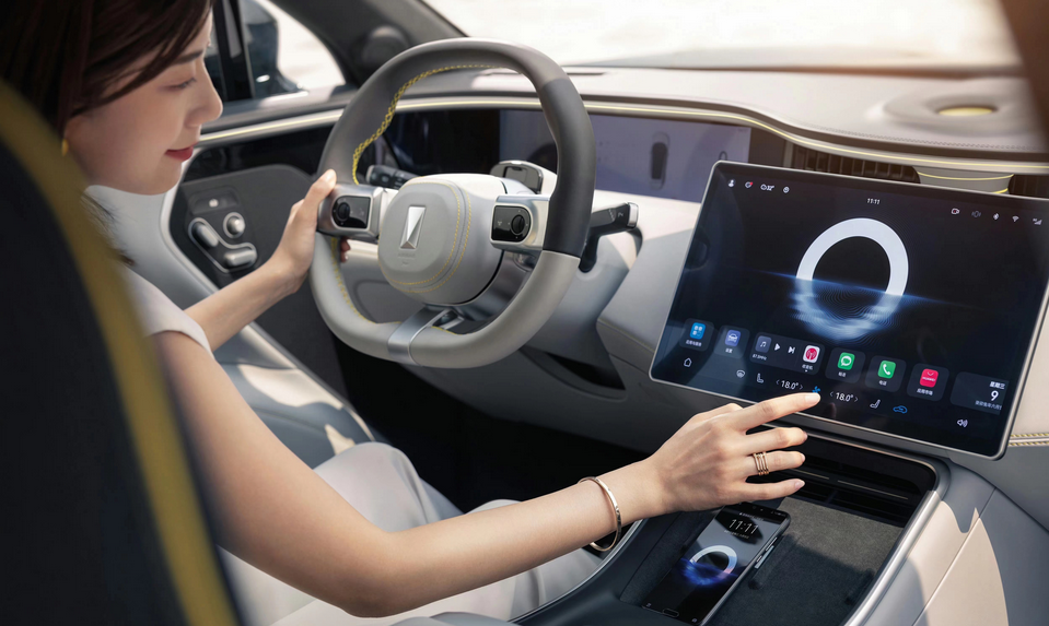 經濟觀察丨「AI+汽車」帶來產業新格局