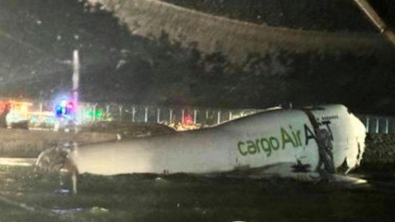 香港國際機場回應貨機墜海事故：疑似因失控滑出跑道