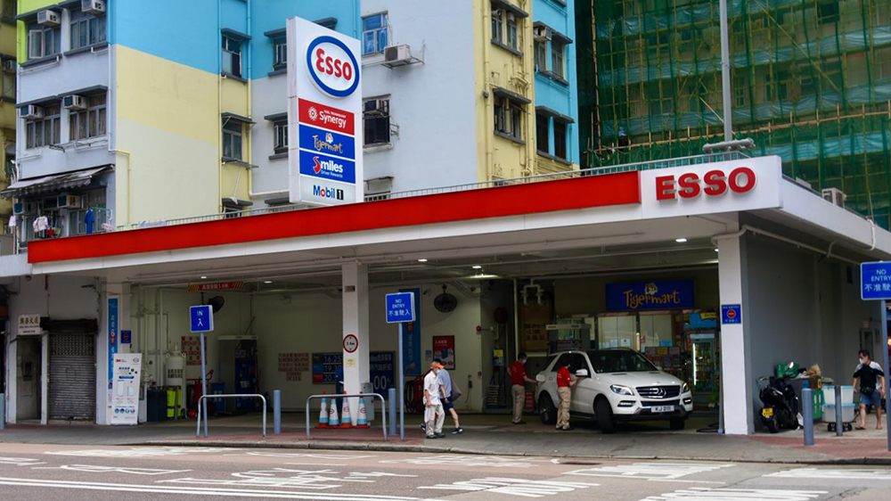 石油氣站11月調低上限價 每公升減8仙至9仙