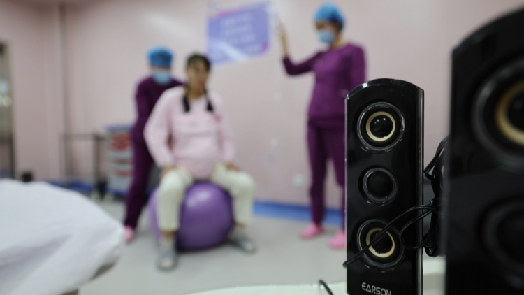 山西明確保障大齡未婚女性及生育女嬰的婦女權益