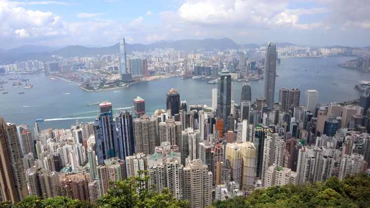 施羅德CEO看好中美股市 稱香港商業房地產面臨挑戰   