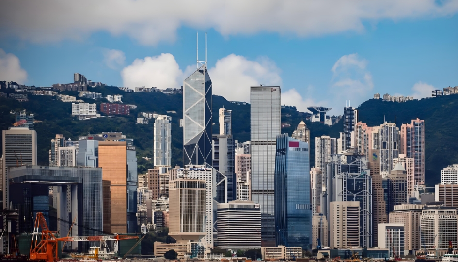 QS亞洲大學排名2026｜香港11間大學上榜 香港大學榮膺亞洲最佳大學 蔡若蓮：體現本港高等教育雄厚實力