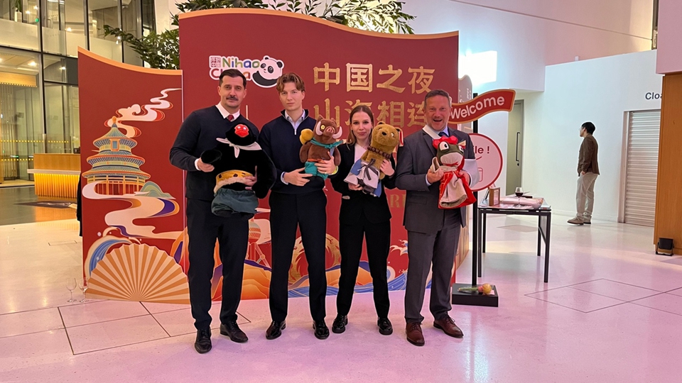 文旅搭台經濟唱戲：「中國之夜」倫敦啟幕 釋放中英文旅合作新機遇