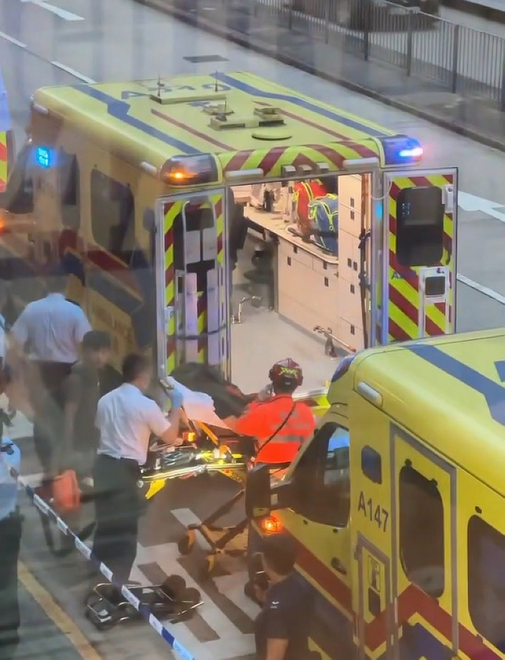 有片〡海關關員遇襲案警拘兩人 督察已出院2關員留醫