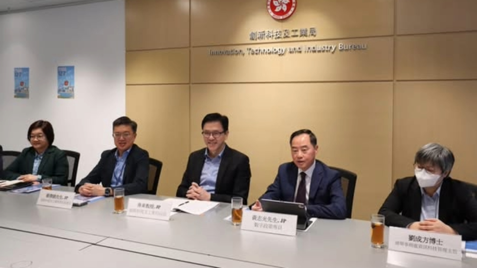 孫東晤電訊服務供應商管理層 討論籌備立法會選舉網絡服務進展