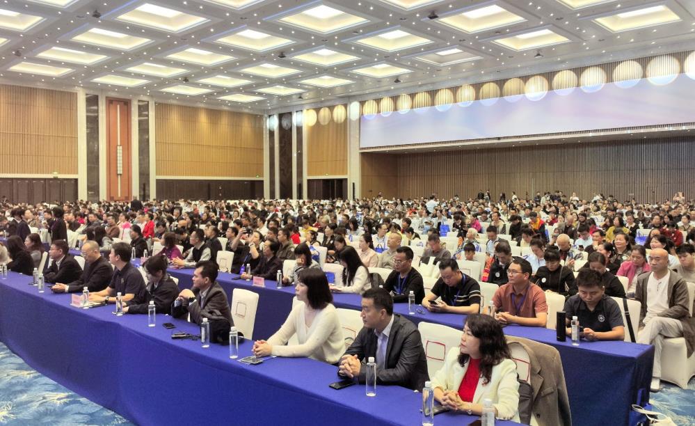 深圳產融會聚力賦能 2025南寧AI應用人才發展大會成功舉行