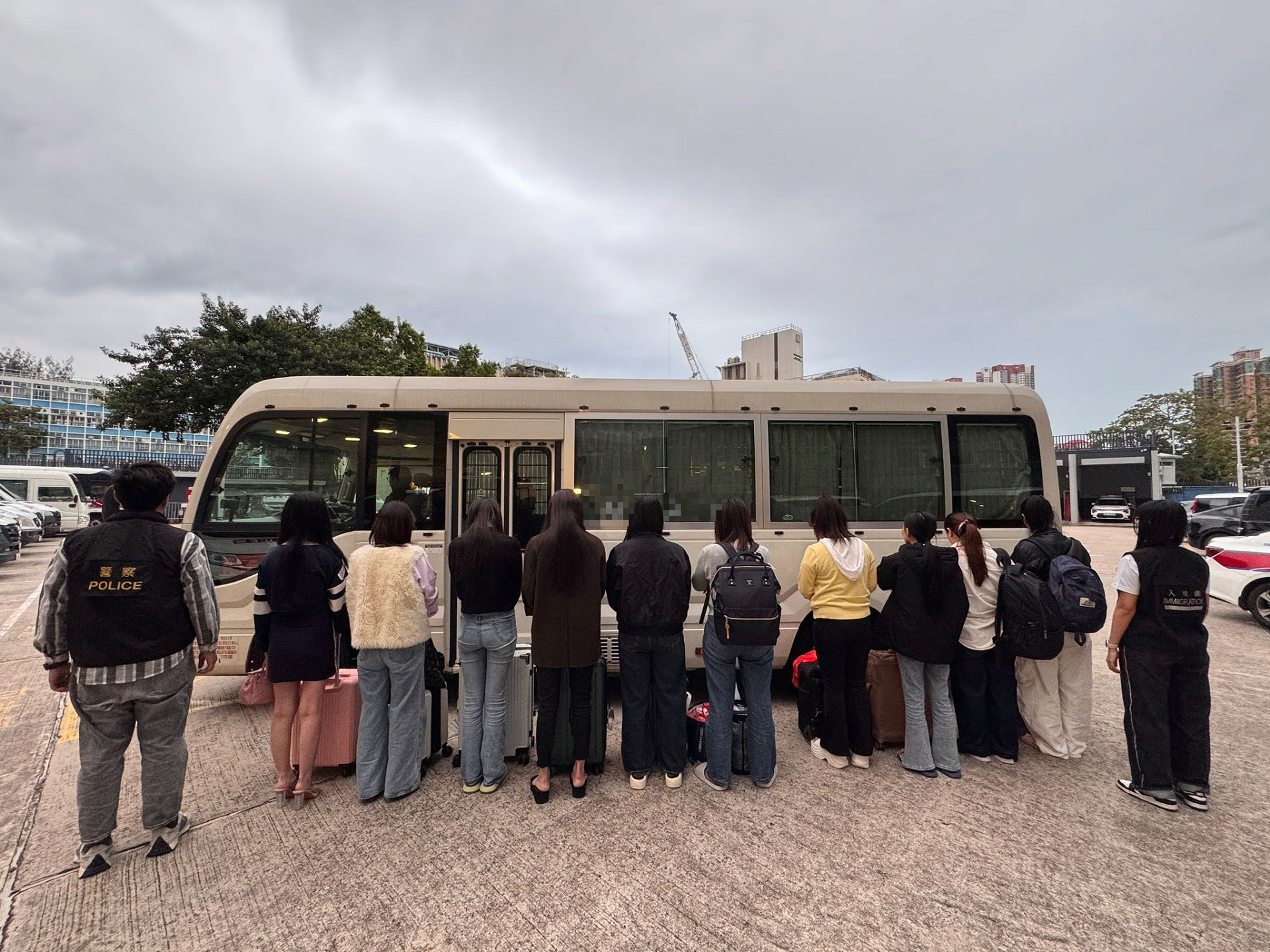 元朗掃黃拘26名內地女