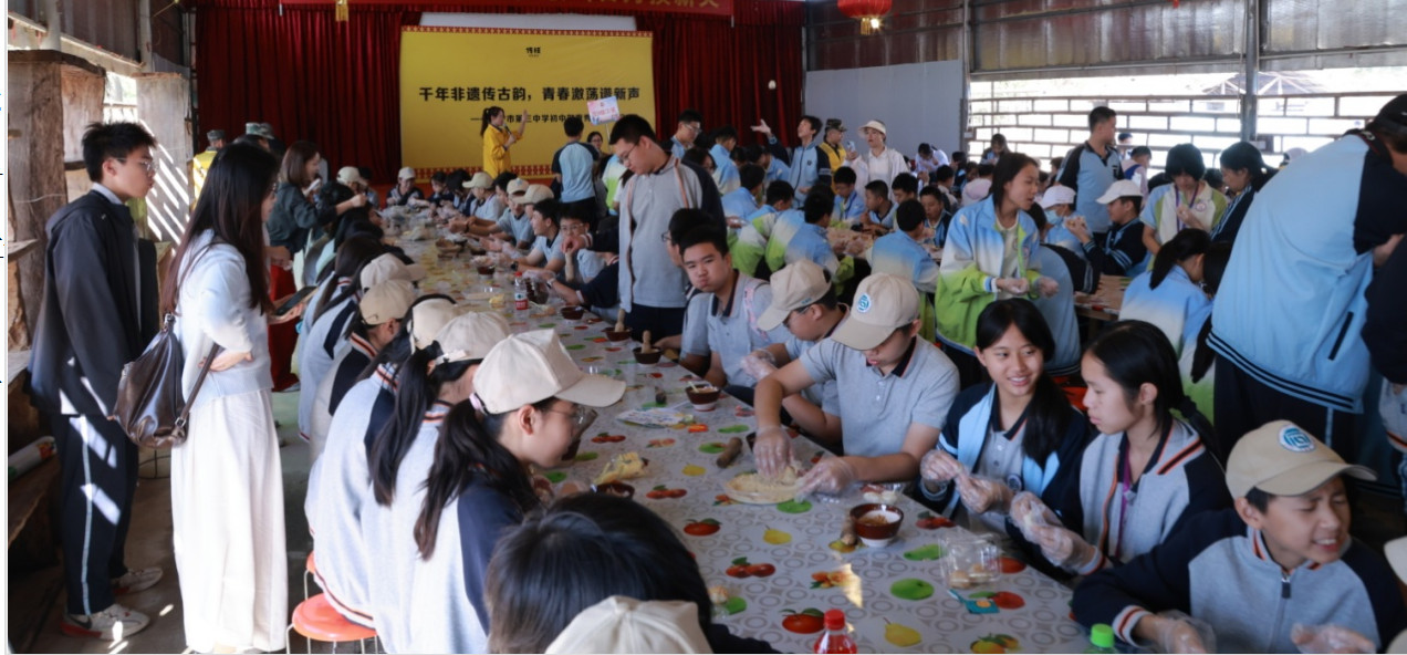 南寧三中近千師生參與非遺實踐 青春力量傳承壯族文化