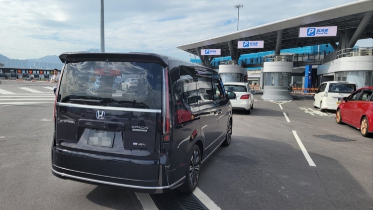 香港機場轉機停車場啟用 逾4700澳門私家車完成澳方審批