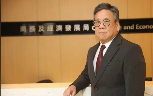 商務及經濟發展局局長丘應樺啟程訪問北京