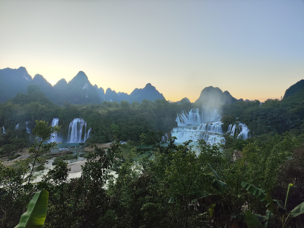 桂德天跨境遊一票暢行中越 278元盡享兩國風光