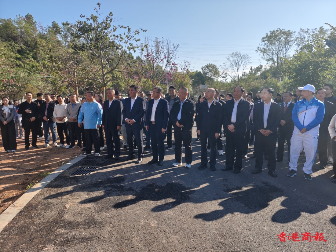 百名客商共植「客商林」，為綠美梅州添新綠