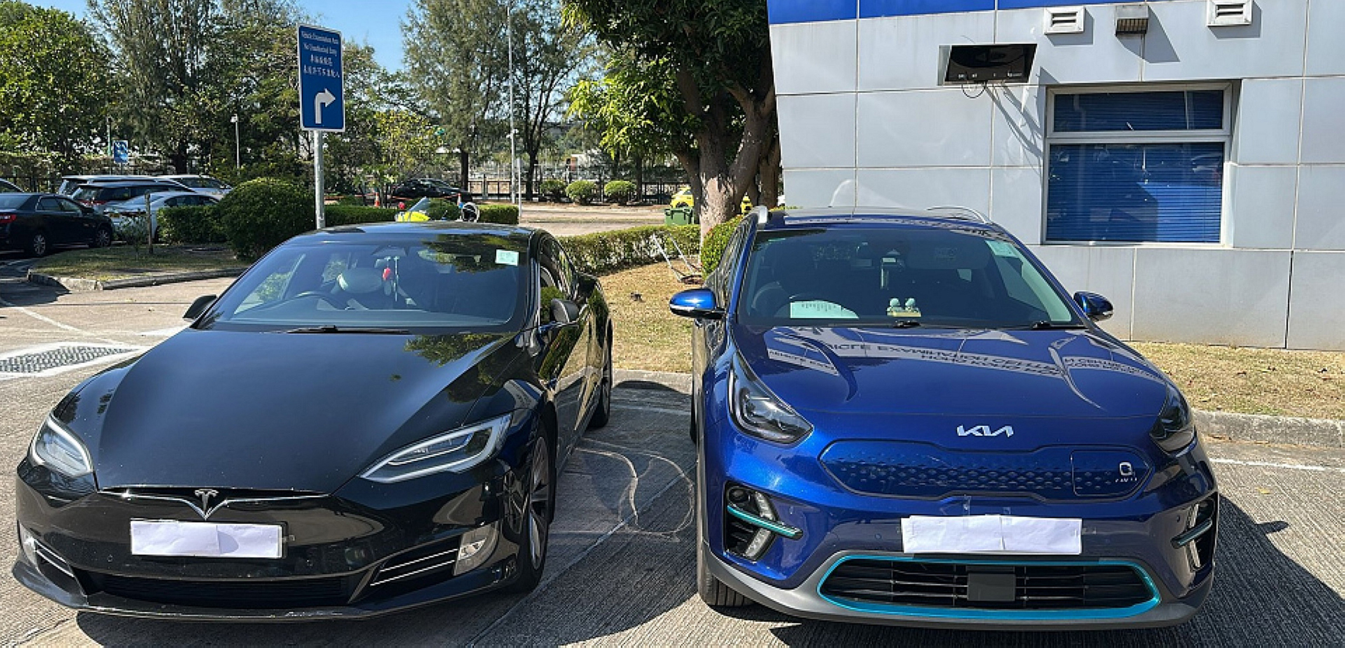 警方新界南打擊白牌車 拘兩司機涉非法載客取酬