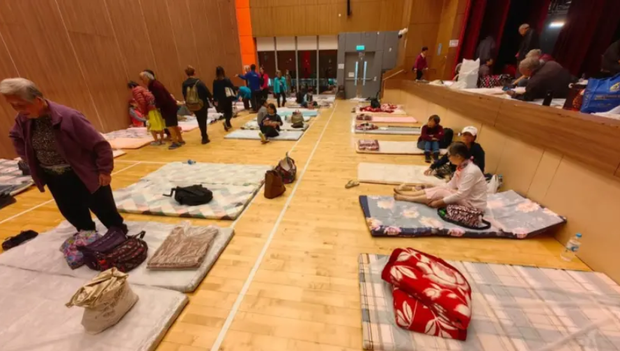 宏福苑大火丨基層醫療署已於臨時庇護中心設醫療站