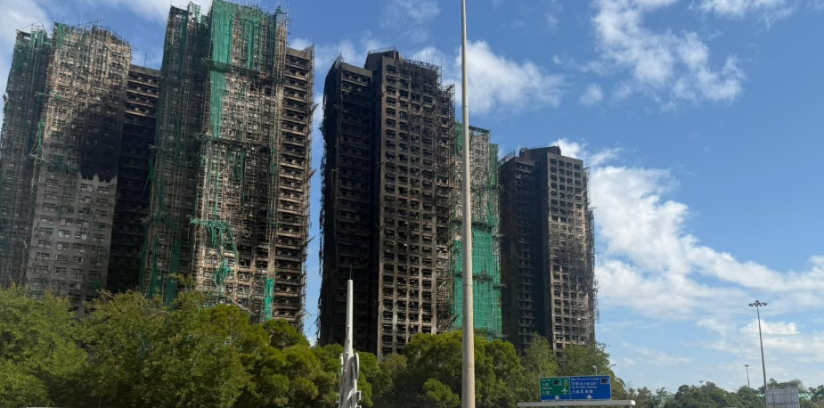 直播丨大埔宏福苑最新情況 • 傳媒簡報 