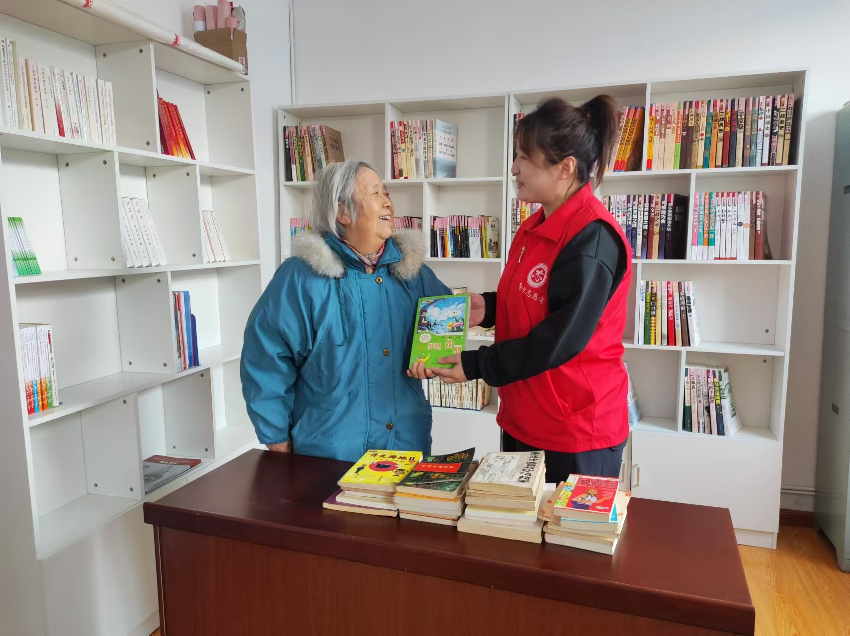 「小網格」撬動「大文明」 哈市香坊區通鄉街道熱電社區以書為媒繪就文明新圖景