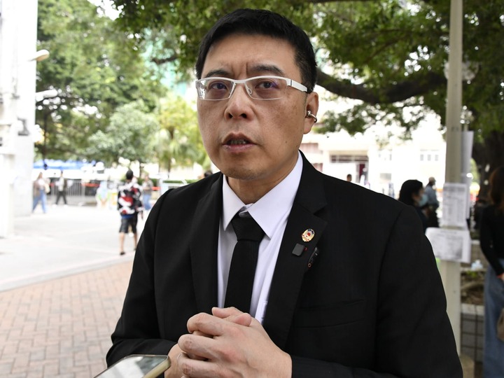 宏福苑大火 | 莊紫祥組織義工協助受影響居民 並期望公義得到彰顯