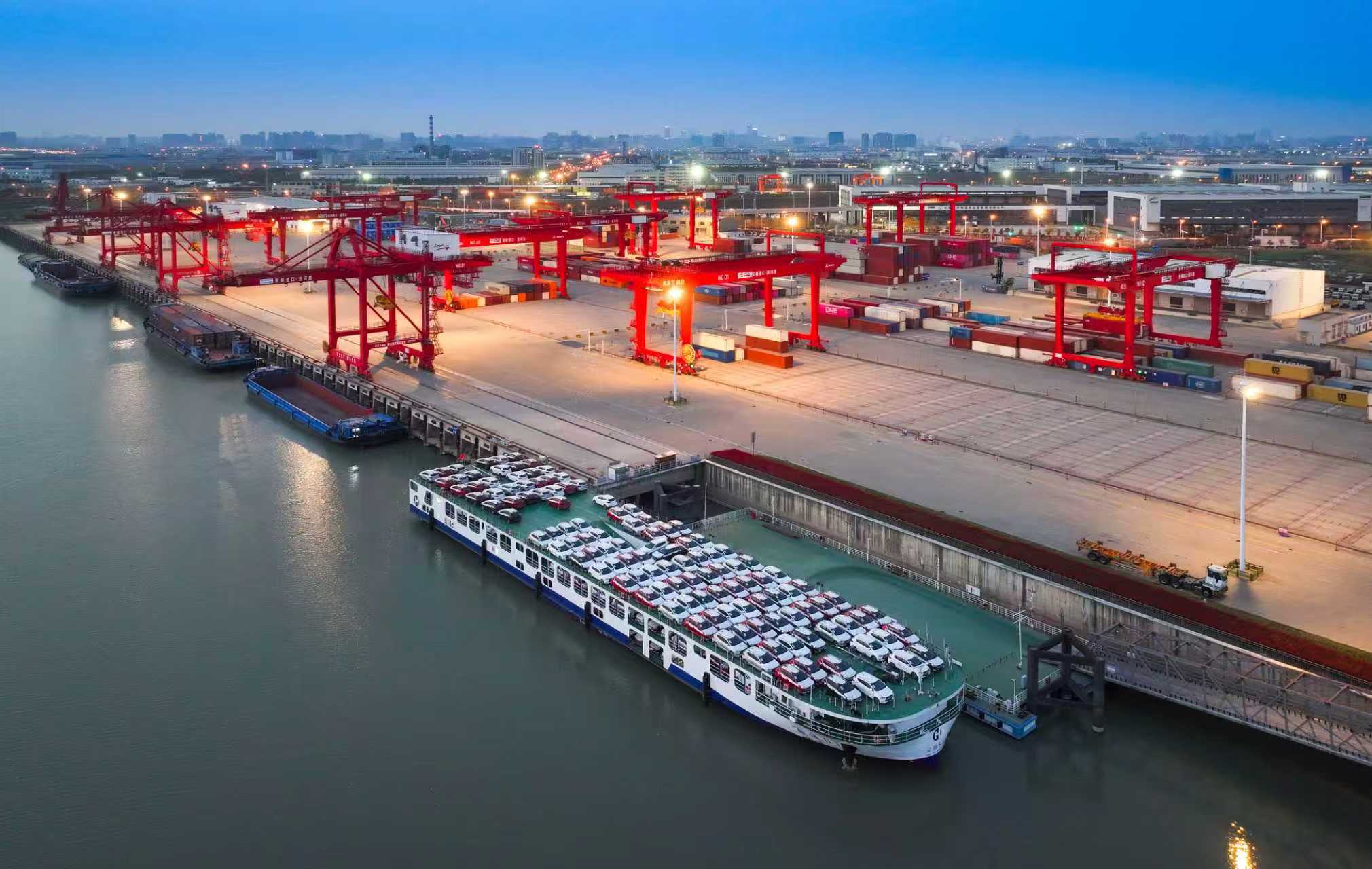 皖合肥派河物流園2025年發運商品汽車3.64萬台